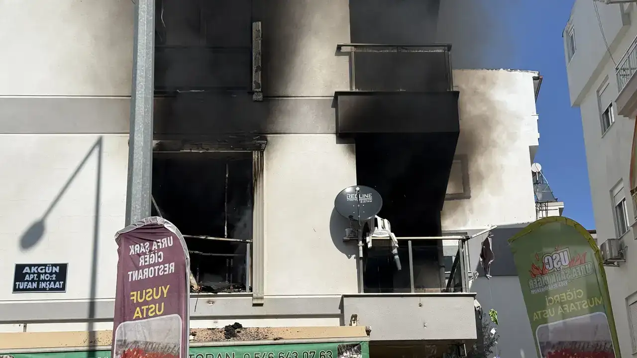 Apartmanda 6 Kişi Mahsur Kaldı: "Çatıya Ulaşsaydı Kurtuluş Yoktu" 1